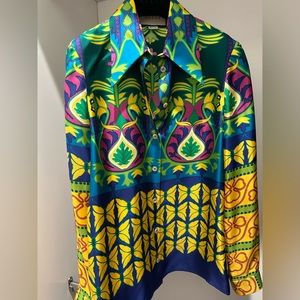 Gucci women's whimsical floral pattern silk blouse